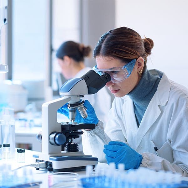 Imagem Análises Clínicas e Interpretação de Exames Laboratoriais para Área da Saúde